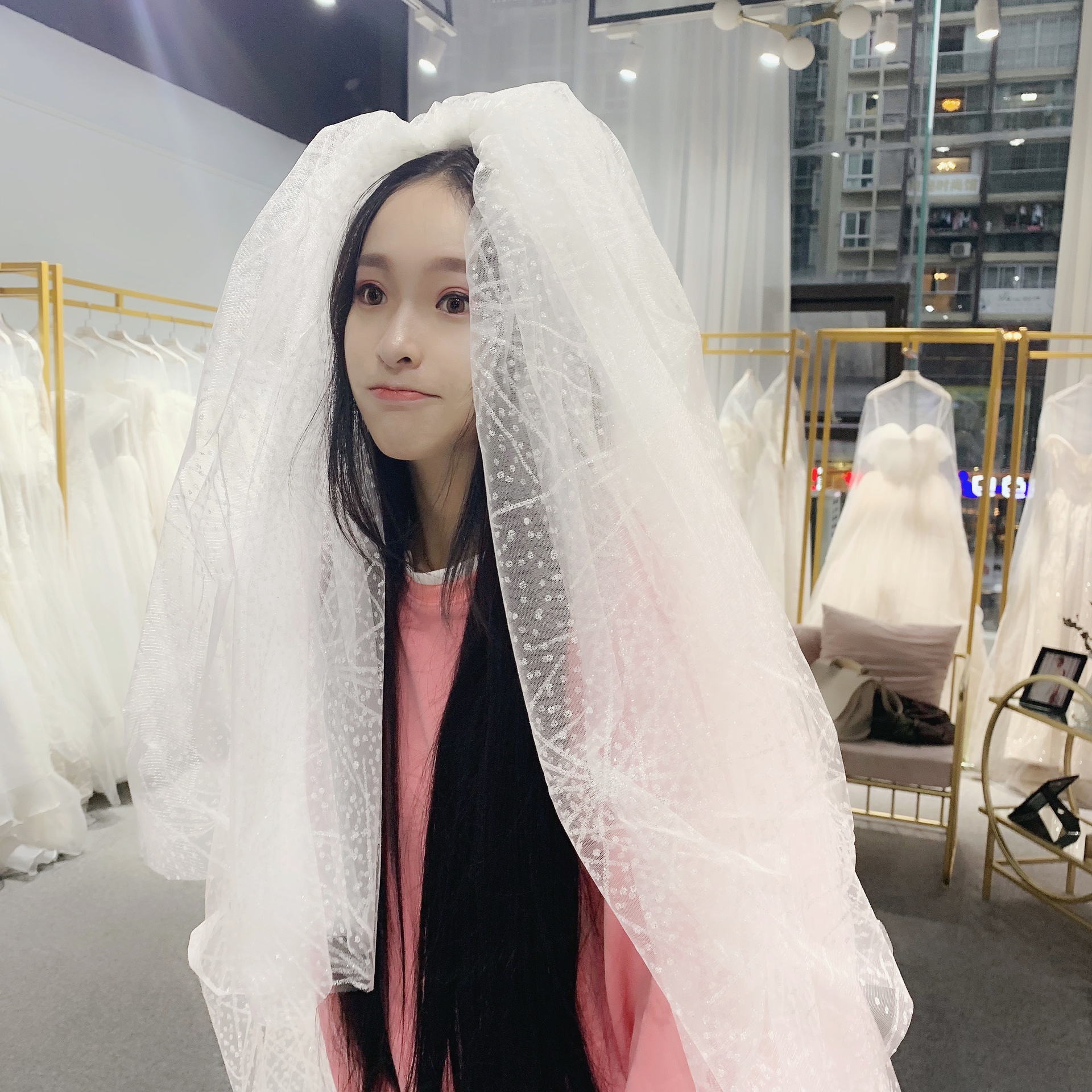 婚纱梦 你的小可爱没电了 请用亲亲激活           301